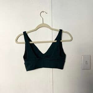 V-neck Sleeveless Crop Top